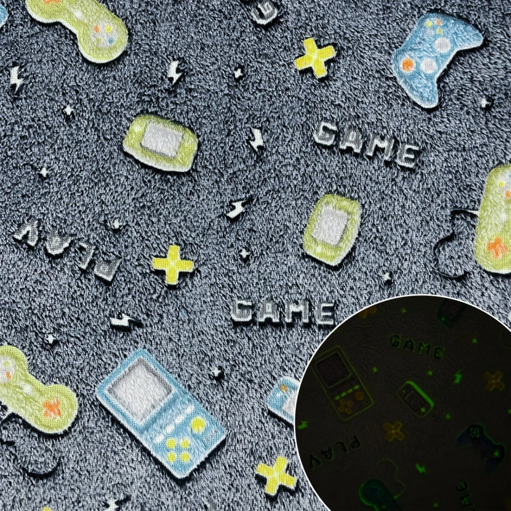 Manta Fleece Brilha no Escuro Vídeo Game 100% Poliéster 1,60m largura - Fundo preto