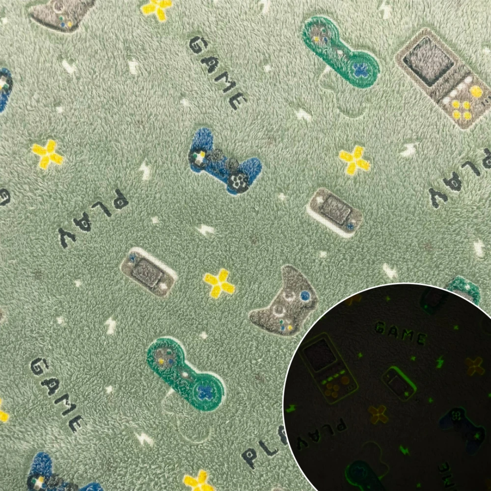 Manta Fleece Brilha no Escuro Vídeo Game 100% Poliéster 1,60m largura - Fundo verde