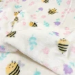 Manta Fleece Estampada Premium Abelhinhas Bee 100% Poliéster 1,60m Largura - Variante 1 Manta Fleece Estampada Premium Abelhinhas Bee 100% Poliéster 1,60m Largura - Variante 1