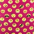 Soft Estampado - Emoji Fundo Rosa - 100% Poliéster - 1,60m Largura - Variante 1