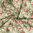 Tricoline Estampada Natal Bolas fundo Xadrez 100% Algodão - Verde Tricoline Estampada Natal Bolas fundo Xadrez 100% Algodão - Verde